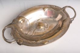 Ovale Schale m. Handhaben (WMF), Messing versilbert, m. Libellen- u. Liliendekor,gestempelt, ca. 6 x