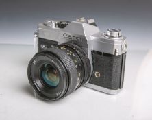Canon-Fotokamera "FTb-QL" (Japan), Objektiv Nr. 418802, Dm. 58, 1:2,8/28 mm.
