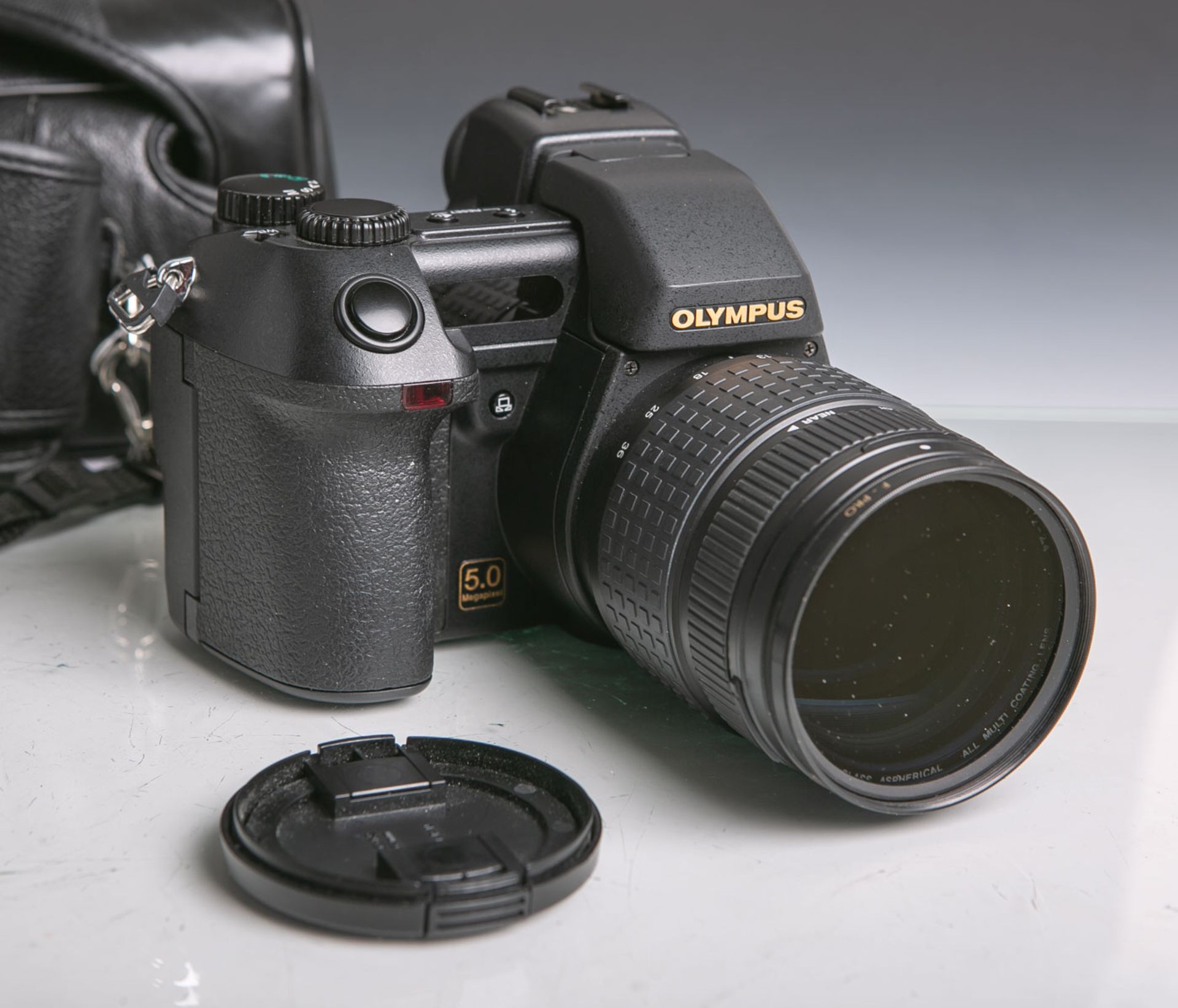 Digitalkamera "Olympus Camedia E-20P", 5.0 Megapixel, orig. Objektiv: Multi coated,Aspherical