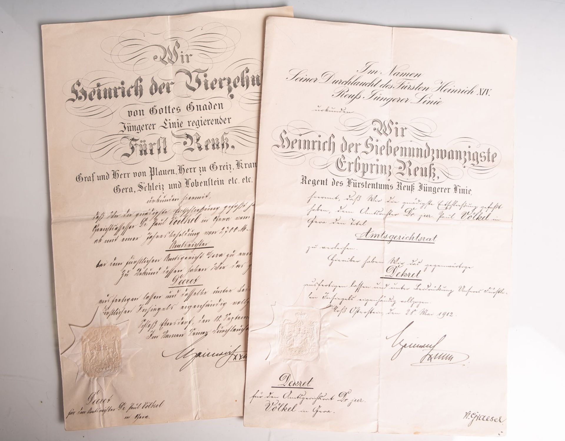 2 Bestellungsurkunden (19./20. Jahrhundert), bestehend aus: 1x Dr. Paul Voelkel zumAmtsrichter (