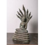 Buddhafigur "Mucalinda", Bronze, ca. 57 x 29 x 20 cm. Mucilinda ist der Name eines Naga,eines