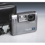 Digitalkamera "Cyber-Shot DSC-F55E" von Sony, 2.1 Megapixels, Nr. 35868, Optik "Distagon"von C.