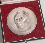 Seltene Ehrenmedaille, Konrad Adenauer (5. Januar 1956), Dank für treue Mitarbeit, Dm. ca.7 cm, im
