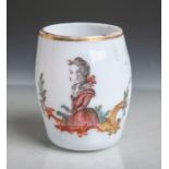 Henkelbecher in Fassform aus Weissglas (wohl 18. Jahrhundert), im Fond Abbild einer Dame,polychrom