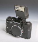 Rolleiflex-Fotokamera "SL 35 ME"-Gehäuse mit Blitzlicht "Beta 1" (Singapur), Gehäuse-Nr.4915253, mit