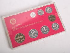 DDR-Kursmünzsatz (1986), 1 Pfennig bis 5 Mark (8,86 Mark), Münzprägestätte: A, inKassette. PP.