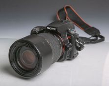 Sony-Digitalkamera "SLT-A55V" (Thailand), Gehäuse-Nr. 4706604, Objektiv Tamron (China),Nr. 671256,