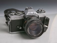 Minolta-Fotokamera "XD7" (Japan), Gehäuse-Nr. 2069937, Objektiv Minolta, MD Rokkor, Nr.2040180, Lens