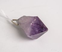 Gr. Amethyst-Anhänger, Spange 585 GG, gestempelt: Feingehalt, Stein ca. 5 x 3 cm,