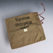 Leinenbeutel "Eigentum Wehrmacht" plus Hoheitszeichen (2. WK), Drittes Reich, Stempel