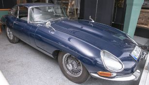 Oldtimer-Fahrzeug "Jaguar E-Type Serie 1", Rechtslenker, Coupe, 2-türig, 4.2 Liter, 6