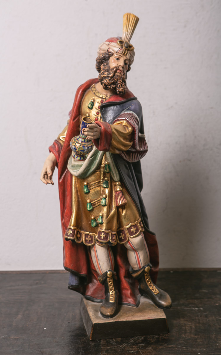 Holzfigur des Hl. Balthasar / Hl. Drei Könige (20. Jahrhundert), vollplastisch geschnitzt,