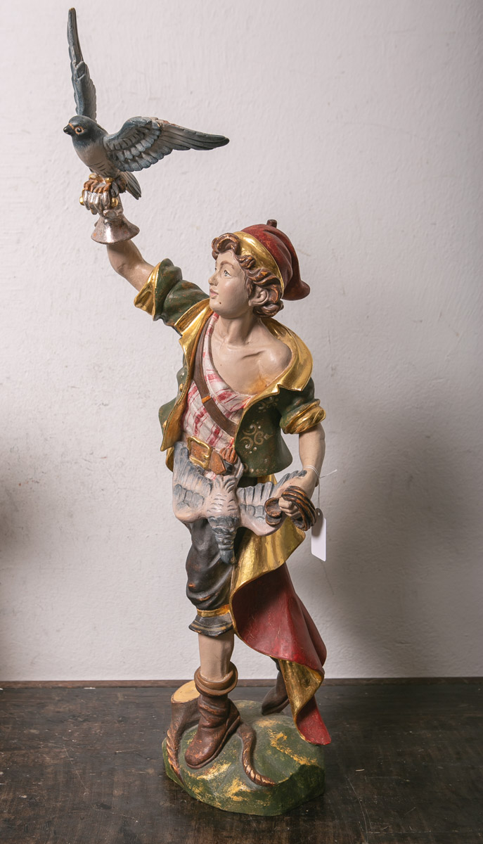 Holzfigur eines Jägers m. Flinte u. Adler auf einem stilisierten Sockel stehend (20.
