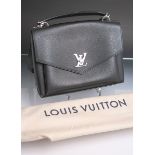 Orig. Louis Vuitton Tasche, Modell "My Lock me", Nr. M54849, Farbe: Noir, fein genarbtes