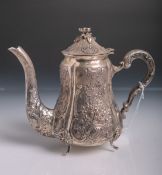 Teekanne 800 Silber (im barocken Stil), Blumendekor, gestempelt: Halbmond u. Krone /