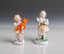 Zwei Mädchenfigurinen aus Porzellan (1x unbekannter Hersteller und Gerold Porzellan,