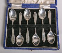 Sechs kleine Löffel aus 925 Sterling Silber (Sheffield, England, sog. schreitende