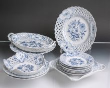 Konvolut von diversen Porzellanteilen von Meissen (blaue Unterbodenschwertermarke, wohl