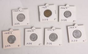 Konvolut von 7 Umlaufmünzen (DDR), bestehend aus: 1x 5 Pfennig (1952 A), 3x 10 Pfennig