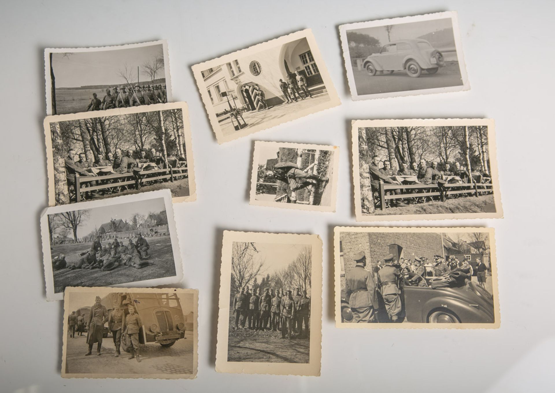 Konvolut von Fotoaufnahmen (2. WK), Drittes Reich, 10 Stück, Frontbilder, Gruppenfotos,