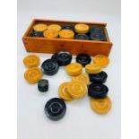 A vintage Draughts set