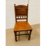 A late Victorian hall chair