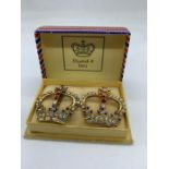 Elizabeth R 1953 Coronation Crown brooches