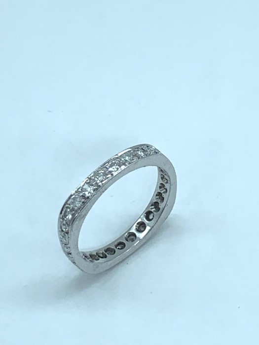 A contemporary diamond eternity ring - Image 7 of 7