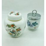 A small Wedgwood "Kutani Crane" ginger vase with lid and a small Royal Worcester porcelain lidded
