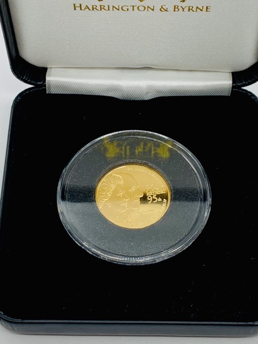 2016 Queen and Prince Philip Birthday Gold Proof Sovereign - Image 2 of 2