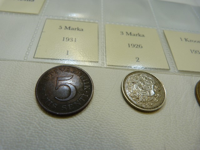 A selection of 32 coins from Estonia from 1929 onwards with various denominations, conditions and - Image 5 of 33