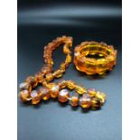 An Amber style necklace and matching bracelet