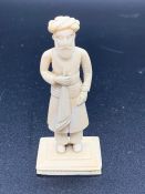 Indian Ivory figure, 19th century (H6cm)