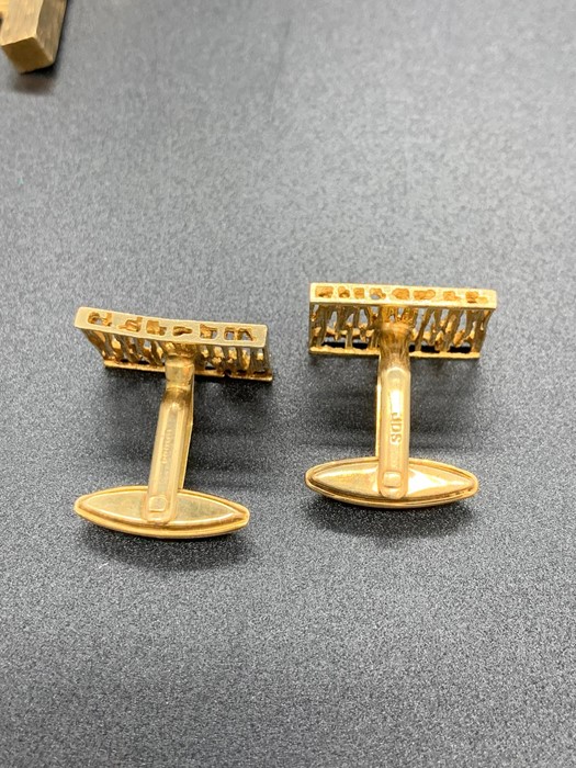 Two Pairs of 9 ct Gold Gents Cuff Links (Total Weight 17 g) - Image 4 of 4