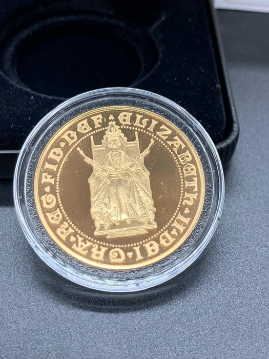 500th Anniversary 22 Carat Gold Proof £5 Sovereign. (39.94g) - Image 2 of 3