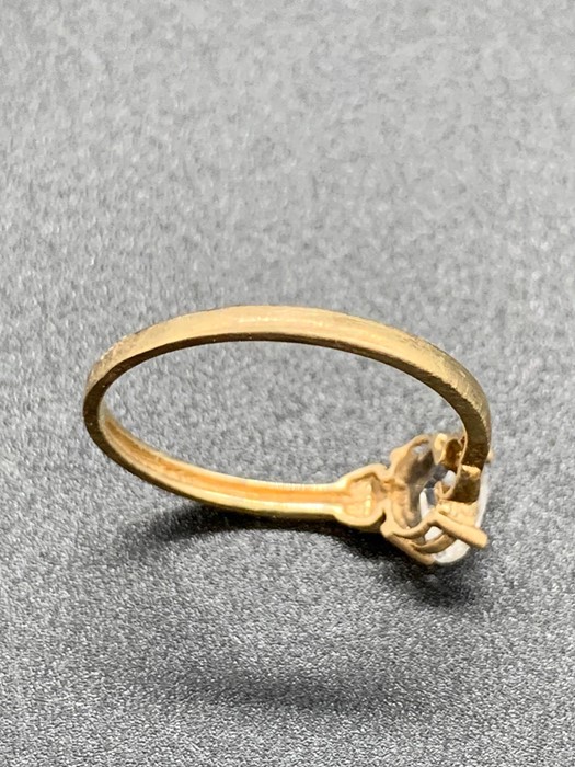 A diamond ring on a 9ct gold setting. Size L - Image 5 of 5