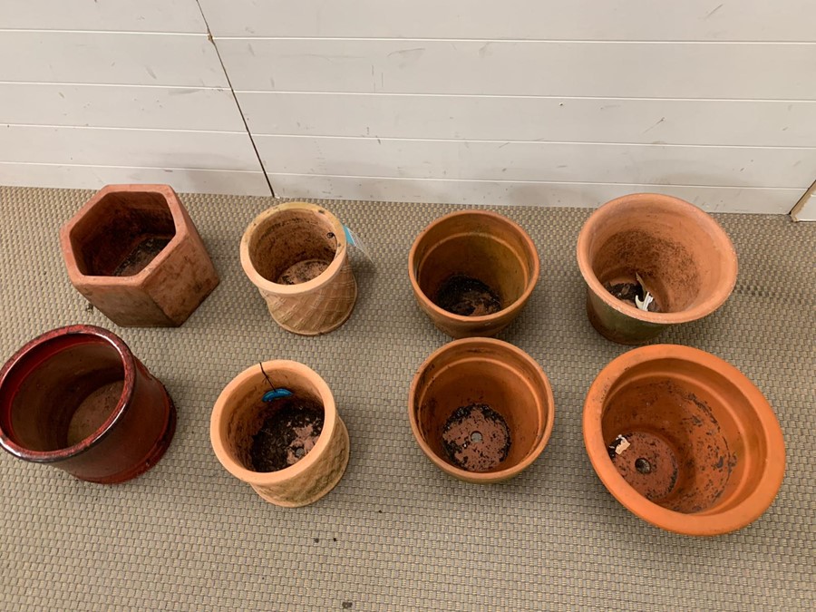 A selection of eight terracotta and glazed pots - Image 2 of 3