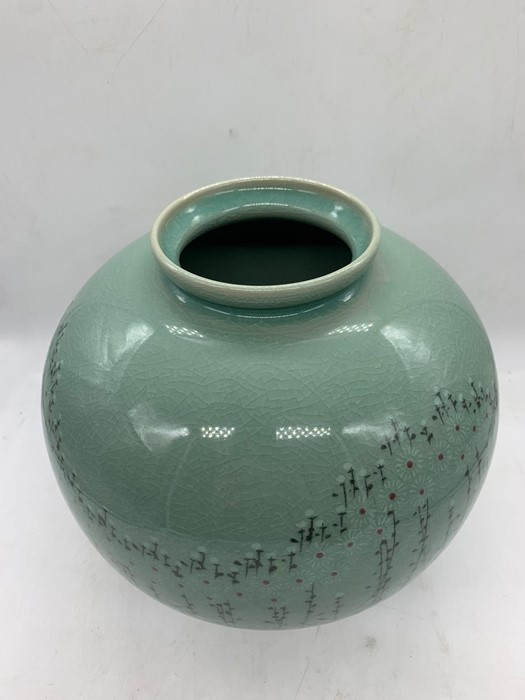 A Celedon Korean Vase - Image 3 of 3