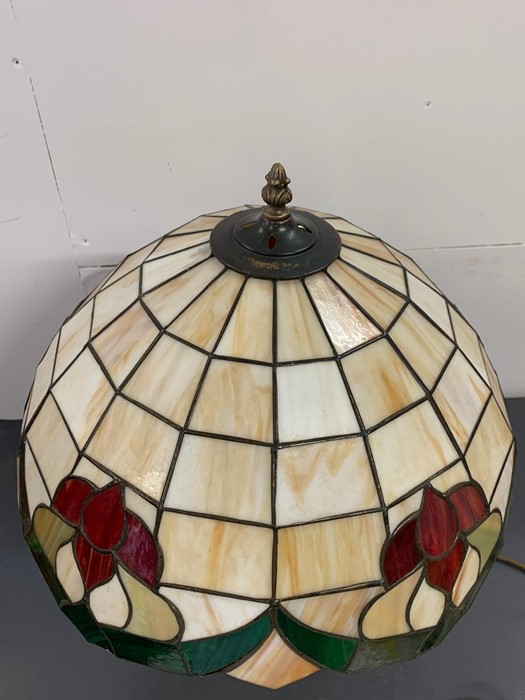 Tiffany style lamp with tree design to base (H53cm W42cm) - Image 3 of 3