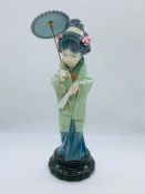 A Lladro Japanese figurine "Daisy 1978"