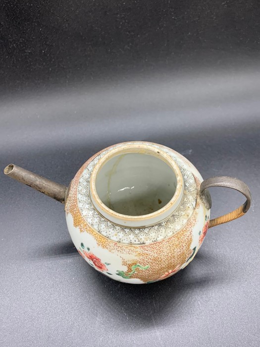 Three oriental porcelain teapots AF - Image 6 of 9