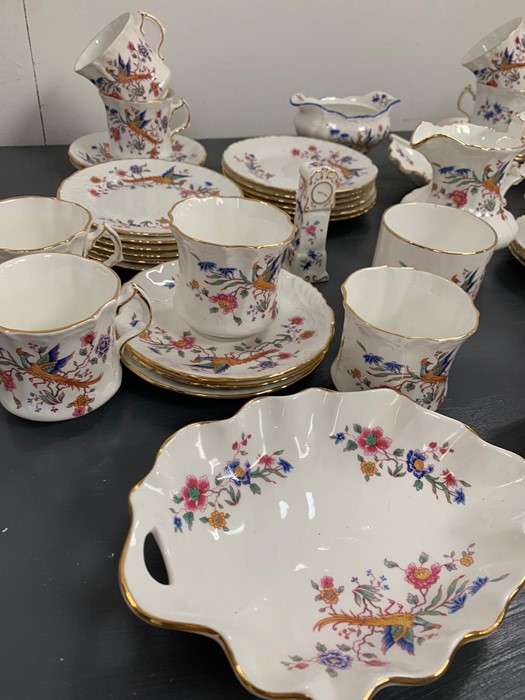 A selection of Hammersley china decorated with exotic birds and flowers - Image 2 of 4