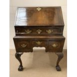 George II style Bureau fall front opening to reveal drawers and pigeon holes (H99cm W62cm D49cm)