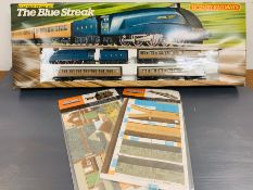 Hornby railways, The Blue Streak electric train set R.682 0/879 LNER class A4 £Sir Nigel Gresley"