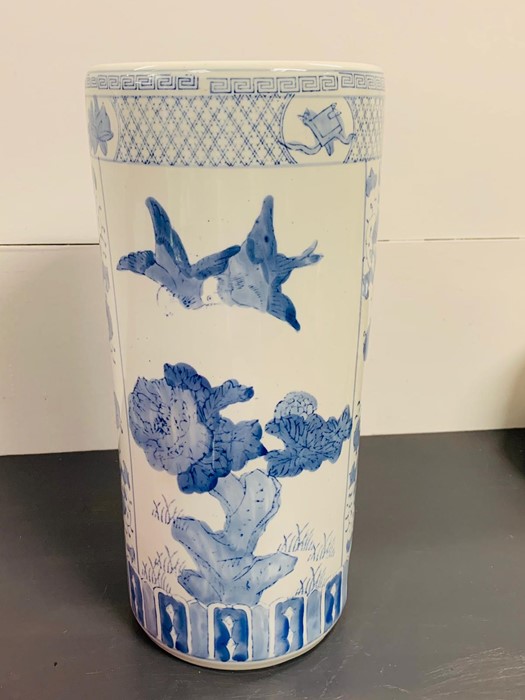 Blue and white Chinese style umbrella stand