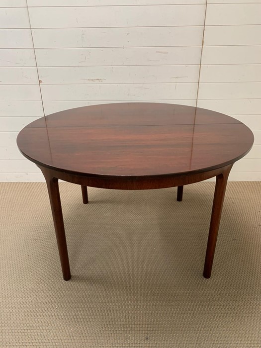 An extendable Dining room table (H76cm Diam 122cm) - Image 2 of 4