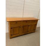 Oak shaker style sideboard with drawers and cupboards (missing handles)