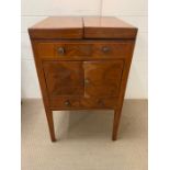 George III mahogany gentleman's dressing table in the style of Gillow's. 50sq x 87cm H