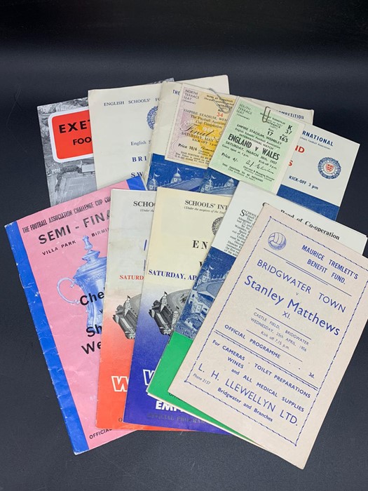 Selection of vintage football programmes and Wembley tickets - Image 2 of 2