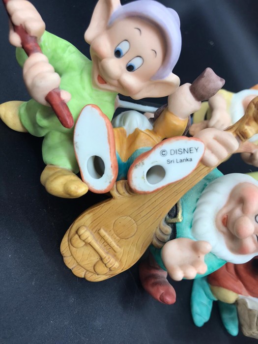 Snow White and the Seven Dwarves China Figures from Disney - Image 6 of 6